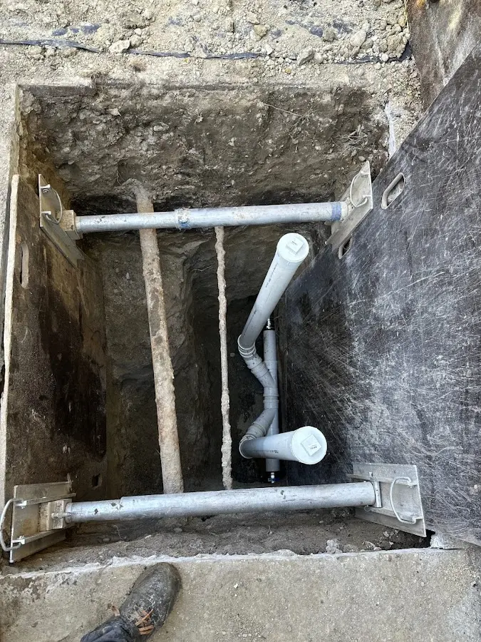Experienced plumber completing Gas Line Repair work in Fulton